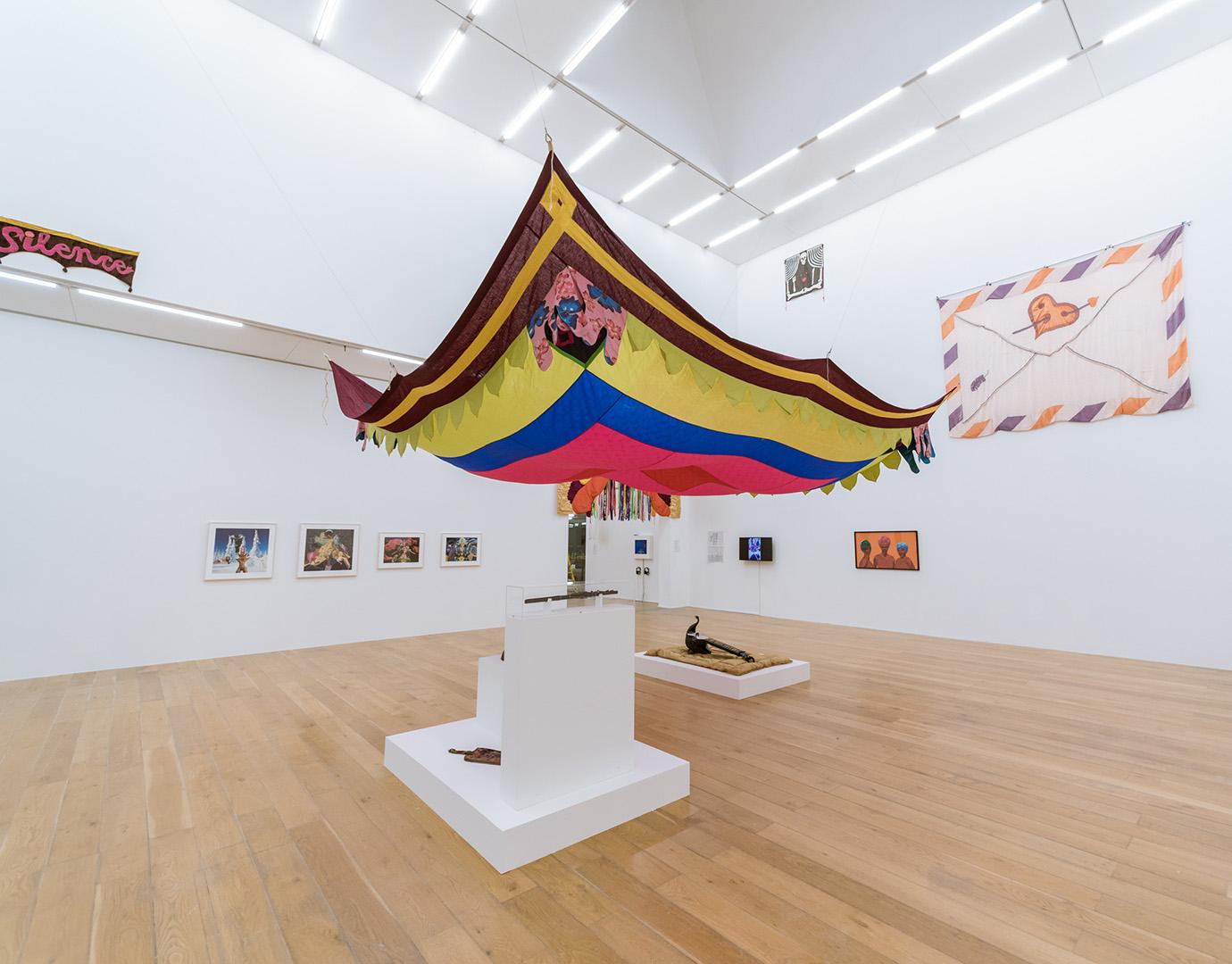 Linder presents new exhibition The House of Fame - The Wire