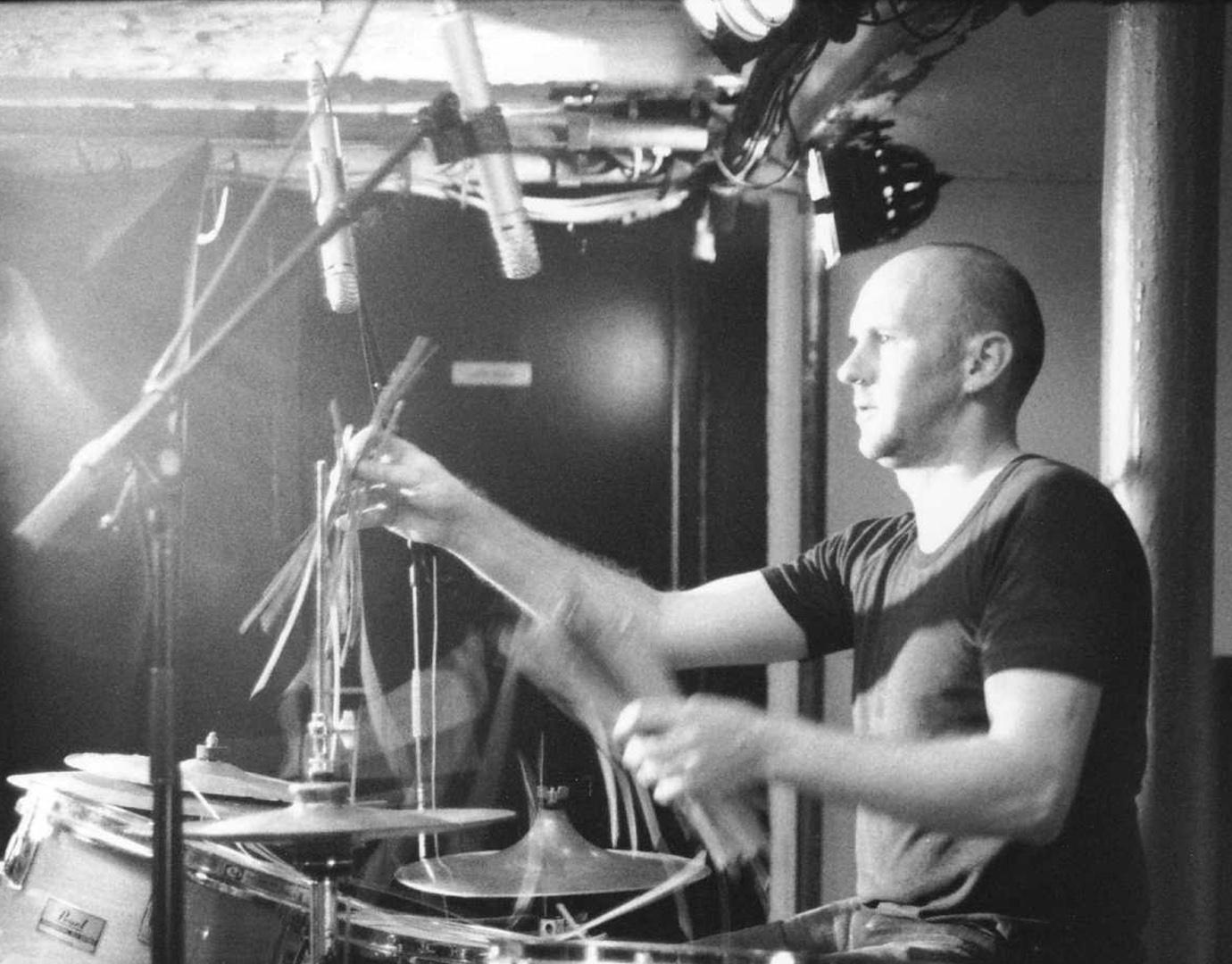 Tribute fund set up for Melbourne musician Sean Baxter The Wire