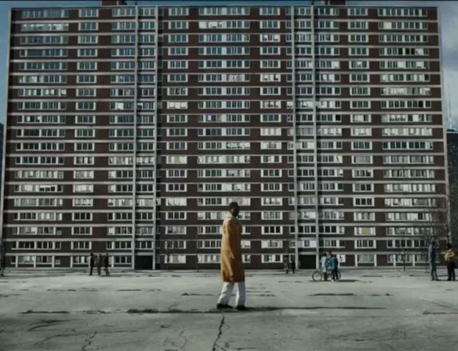 A still from Candyman (2021).