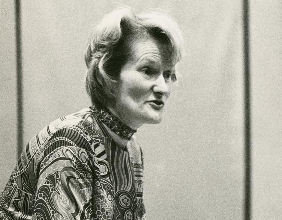 Daphne Oram presenting at East Surrey College, Redhill, 1980. Photo by Keith Harding