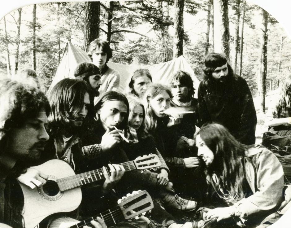 Hippies at their summer camp in Gauja, Latvia, 1982 (Photo courtesy Archive G Zaitsev, The Wende Museum, Los Angeles)