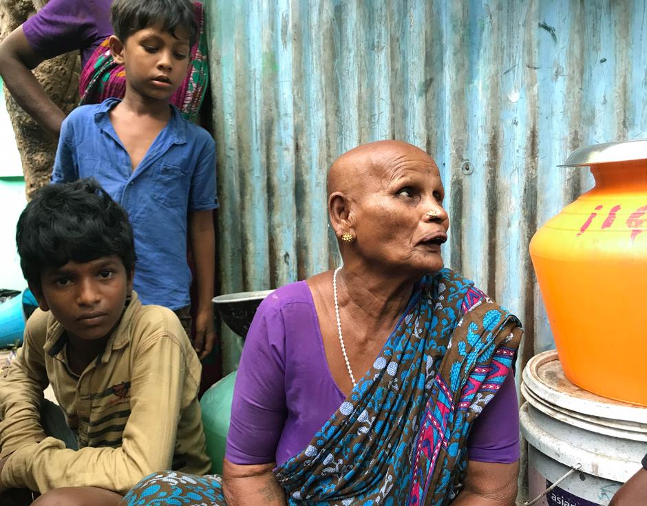 Unnamed Oppari singer (far right), Chennai, India, 30 July 2018. Photograph by Yasuhiro Morinaga.